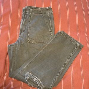 Women’s distressed cargo pants